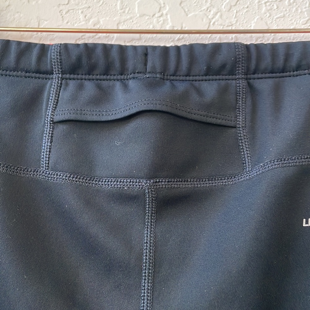 New Balance Women’s Classic Cropped Athletic Leggings Size Small - Picture 7 of 8